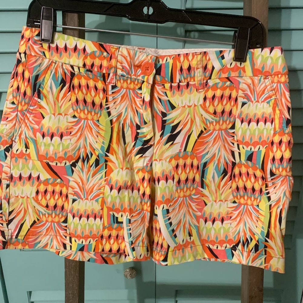 Crown & Ivy shorts
